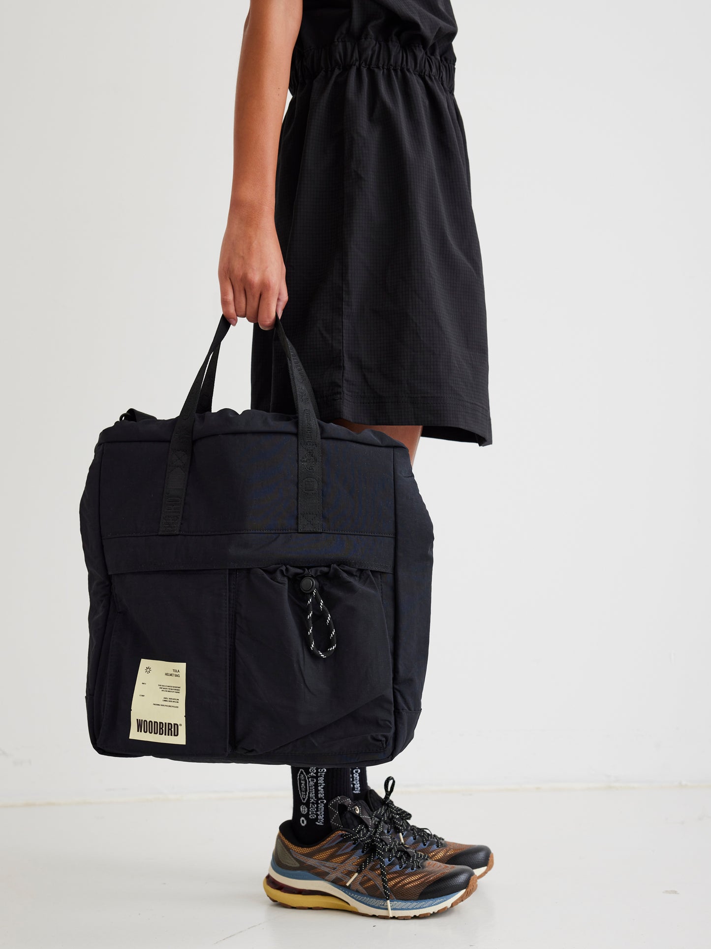 Tola Helmet Bag - Black