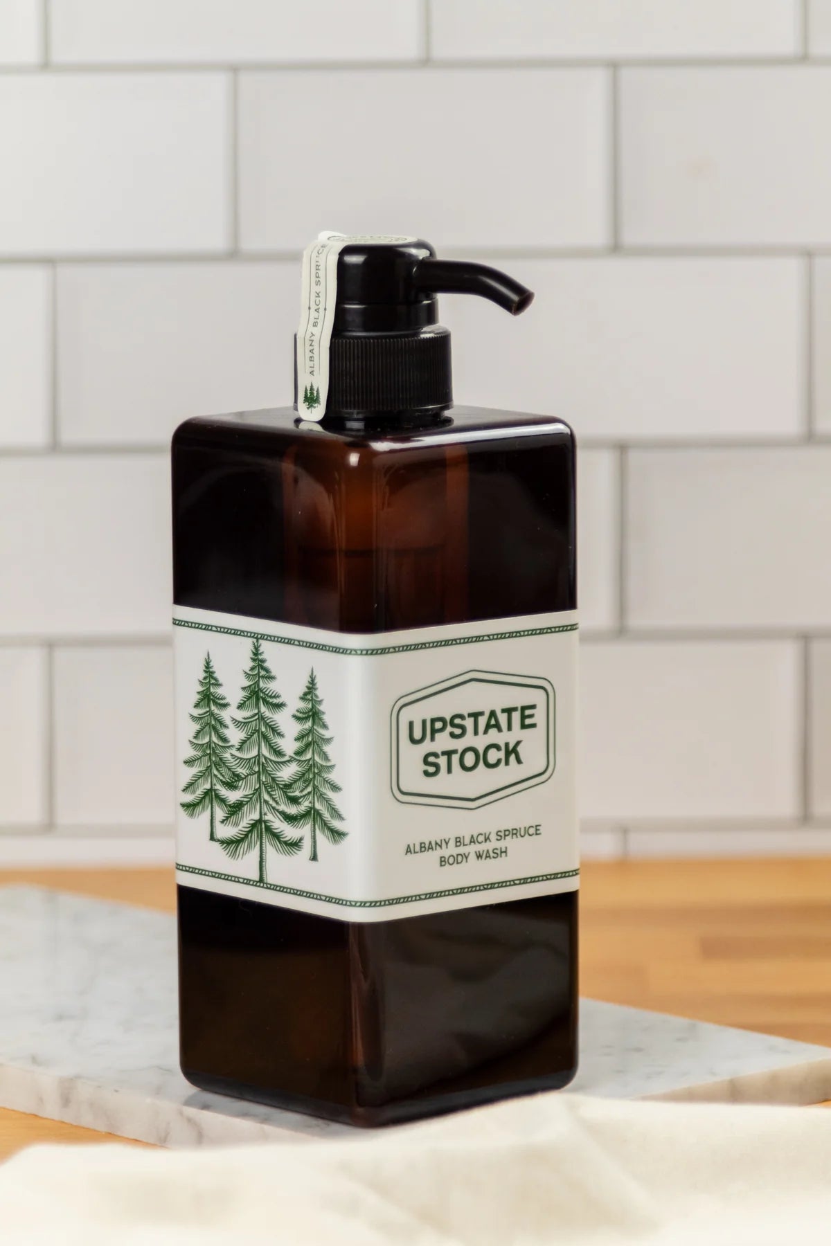Nettoyant pour le corps 650 ml - Albany Black Spruce