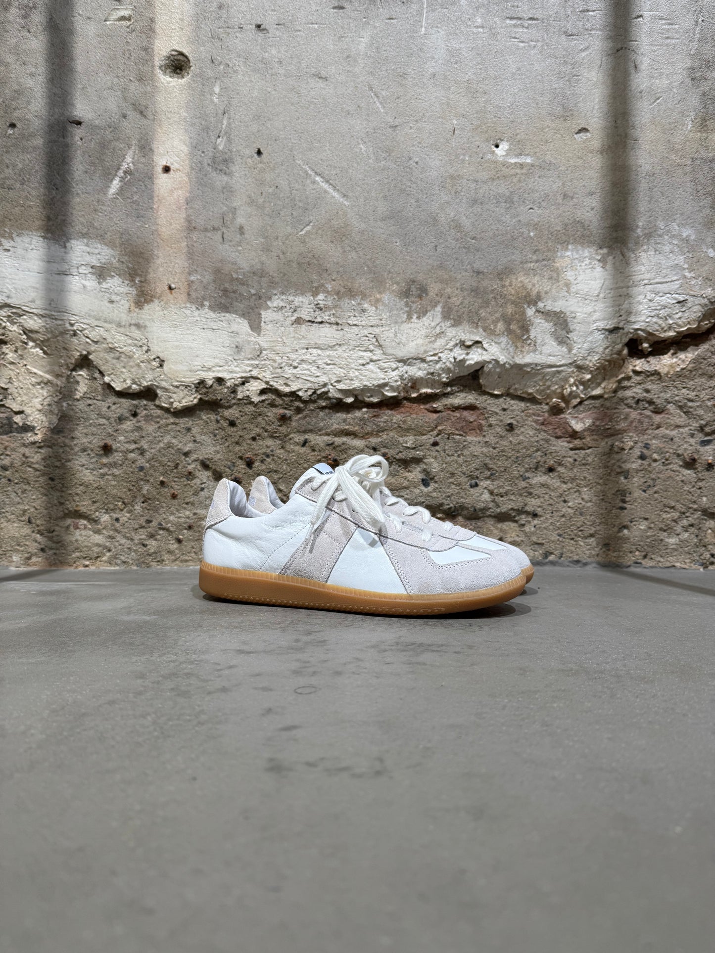 GAT Leather - White / Transparent