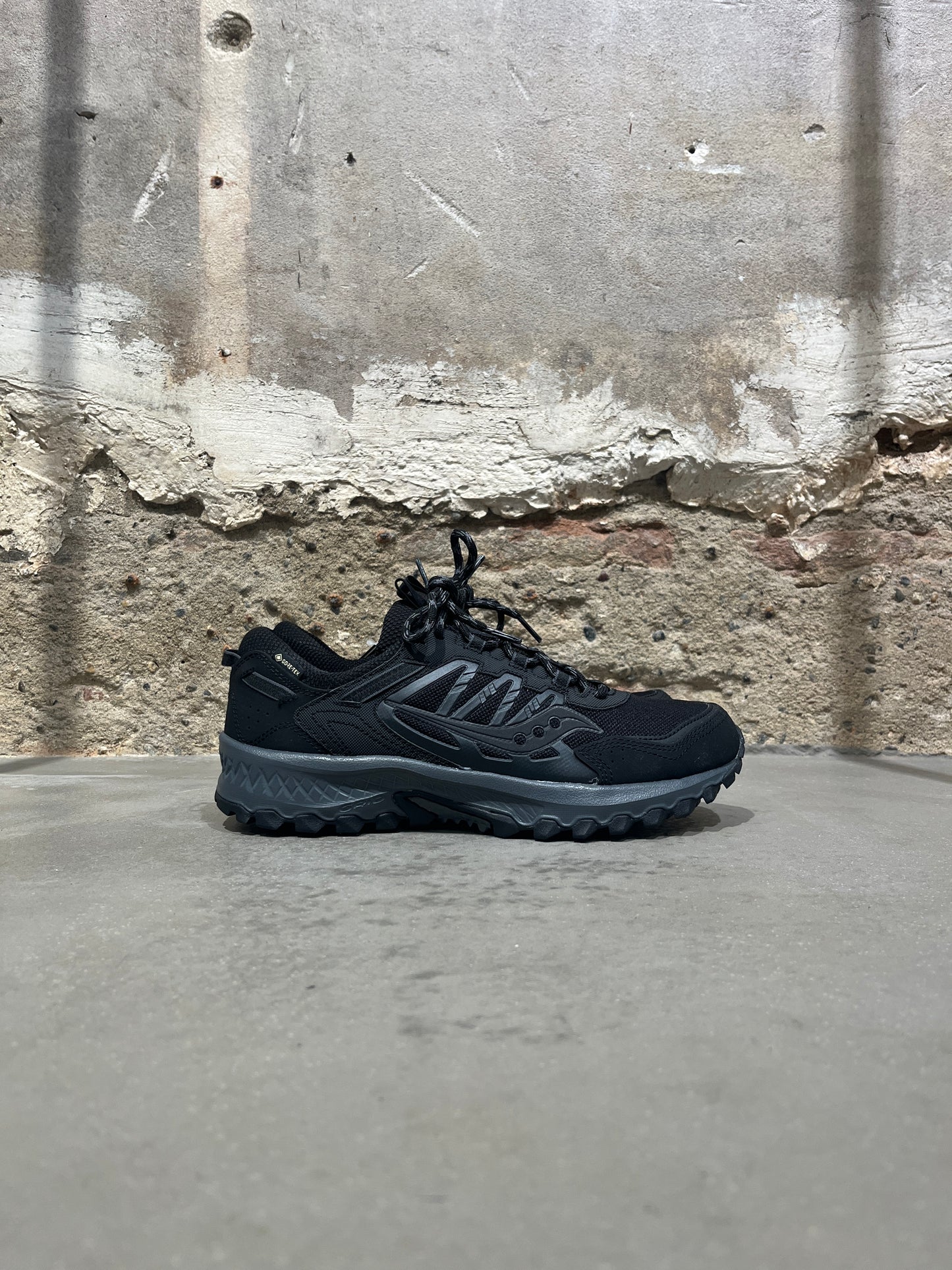 Grid Peak Gore-Tex - Black