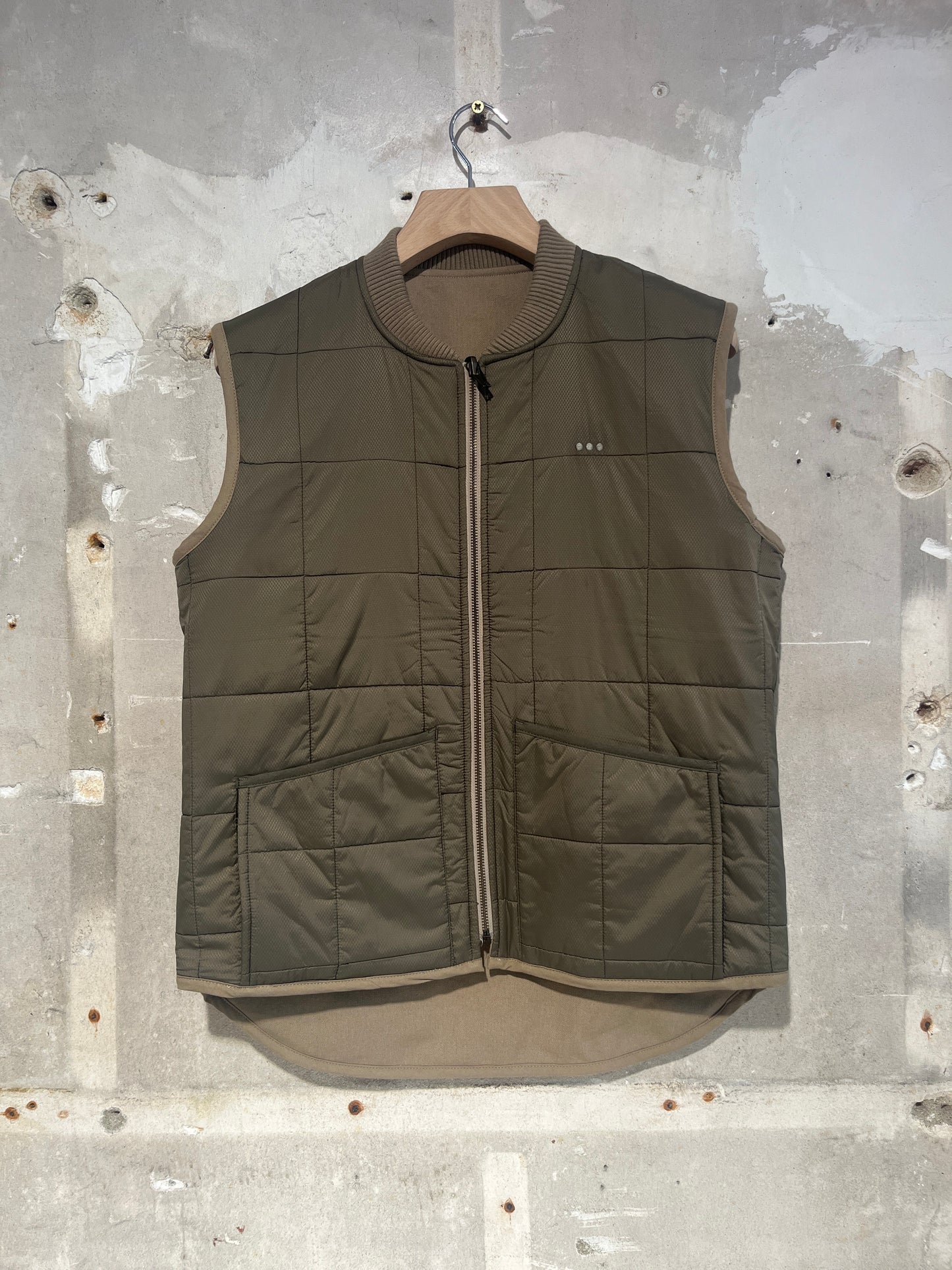 Veste sans manches réversible - Beige et kaki
