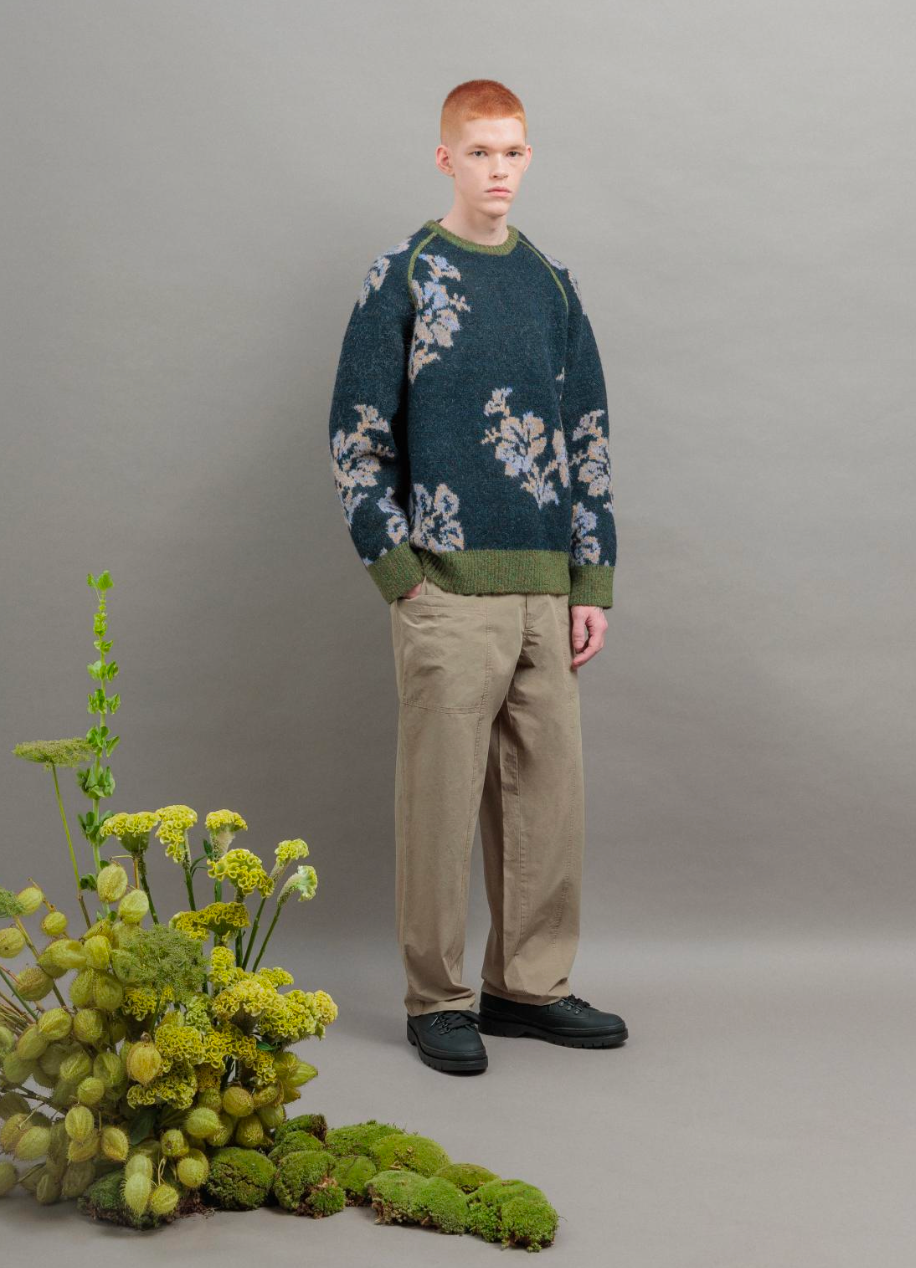 Crocus Digitata Heavy Crewneck Sweater - Flint Black