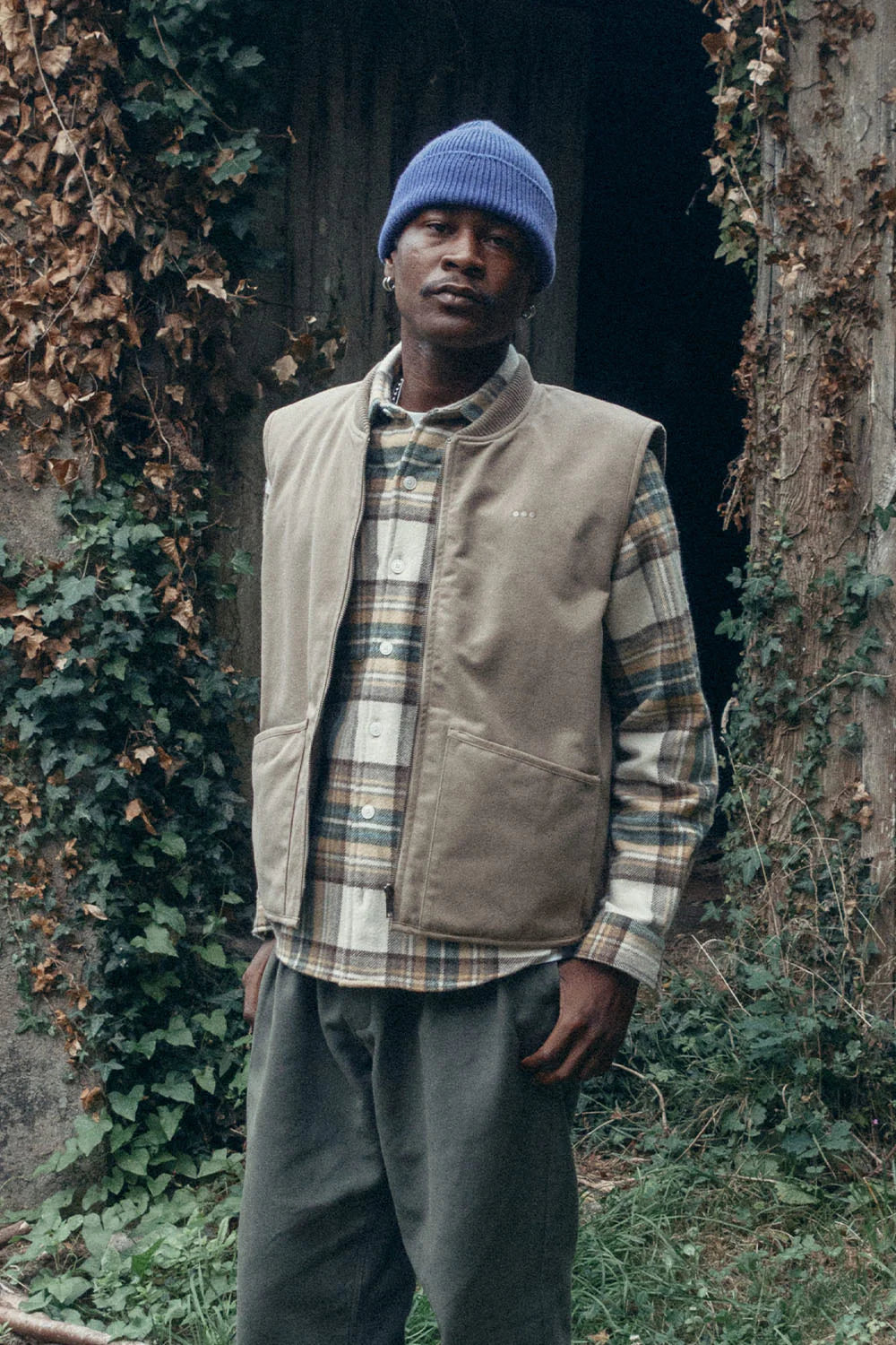 Reversible sleeveless jacket - Beige and khaki
