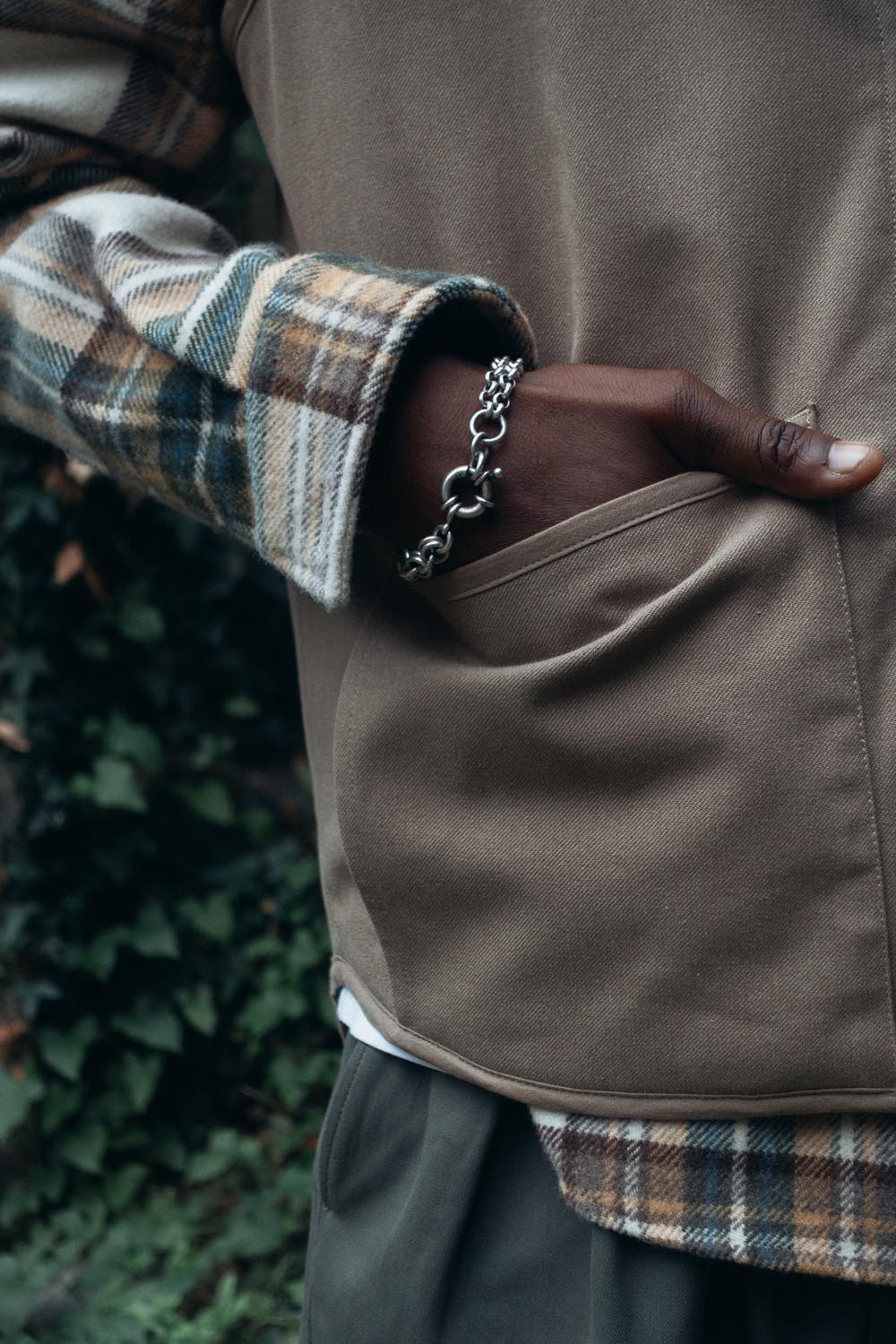 Reversible sleeveless jacket - Beige and khaki
