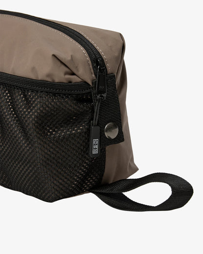 Romo Wash Bag - Dusty Oak