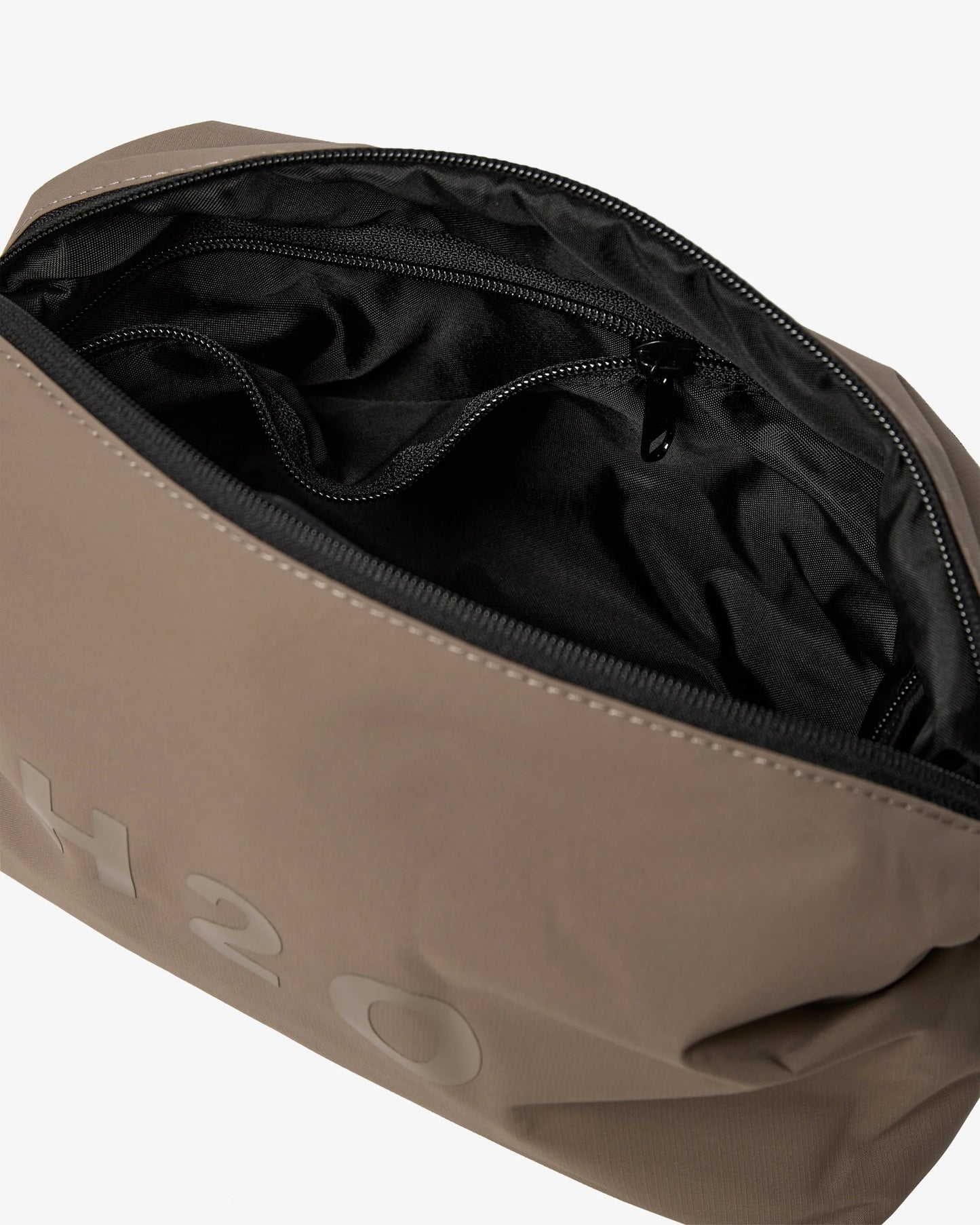 Romo Wash Bag - Dusty Oak