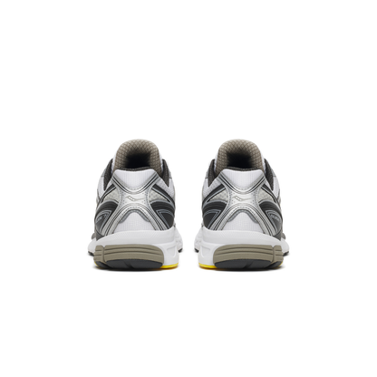 Guide 7 - White / Silver