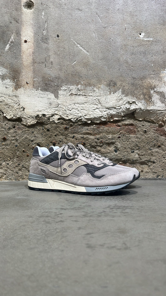 Shadow 5000 - Grey / Grey