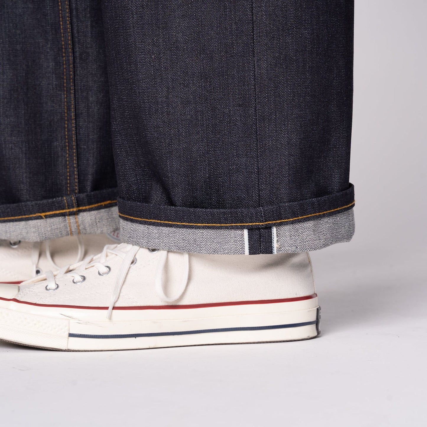 Strong Guy - Offshoot Broken Twill Selvedge - Indigo