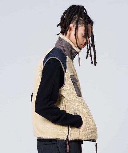 Military Pile Fleece High-Neck Vest - Cream / Crazy