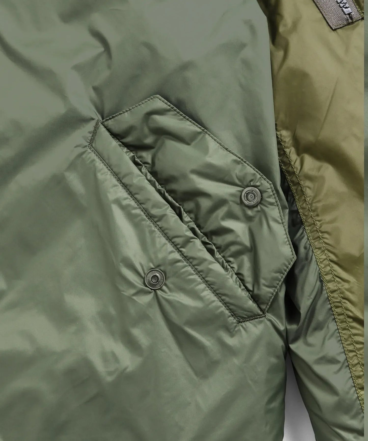 Reversible MA-1 Type Inner Down Jacket - Crazy Olive x Black